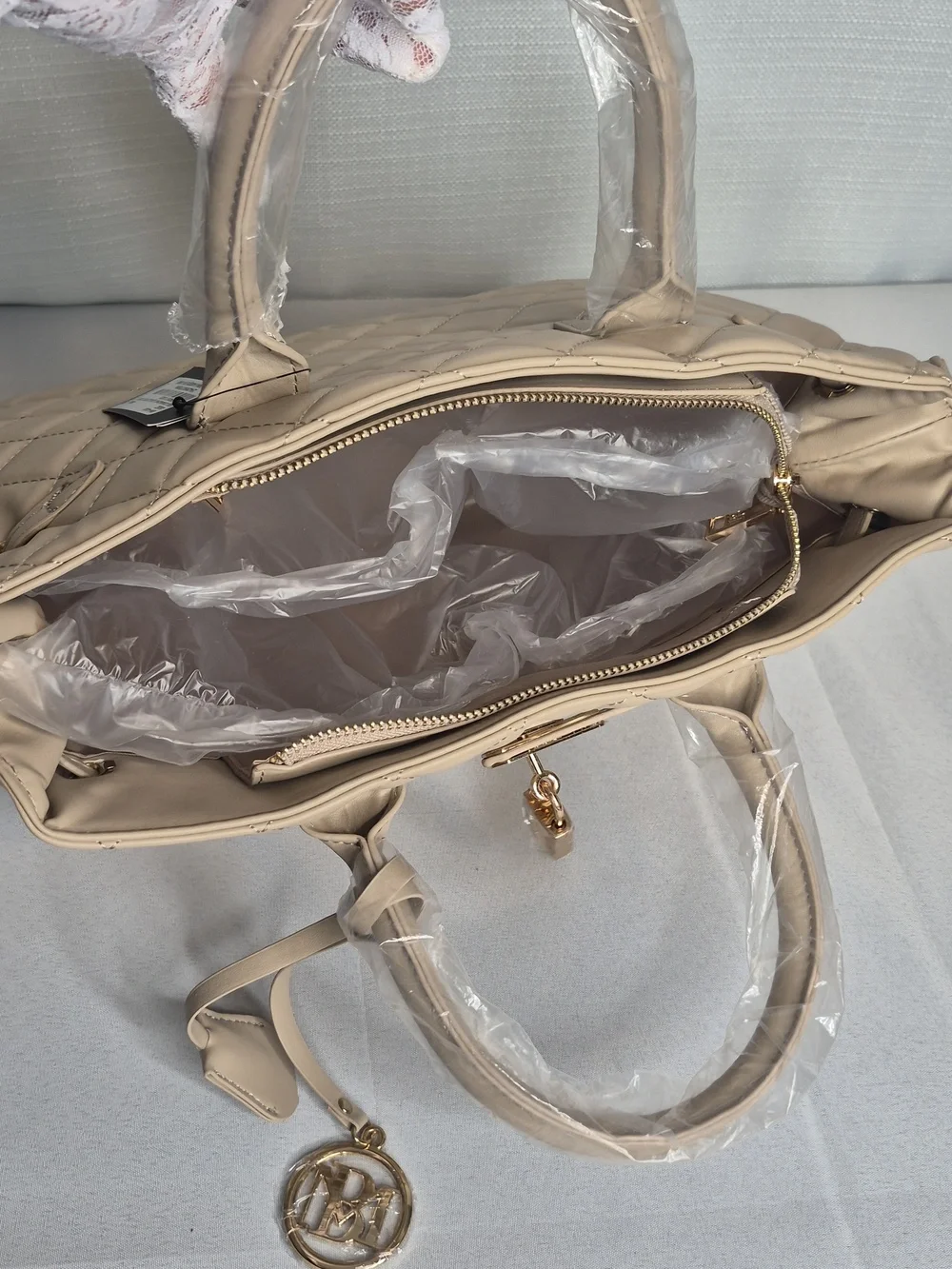 Badgley Mischka Beige Quilted Satchel Bag - Picture 11 of 11